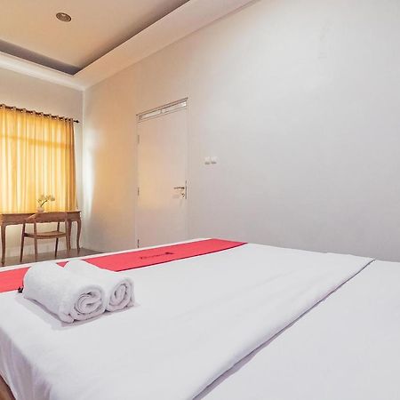Reddoorz Resort Syariah Near D'Castello Ciater Субанг Екстериор снимка