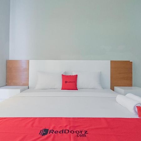 Reddoorz Resort Syariah Near D'Castello Ciater Субанг Екстериор снимка
