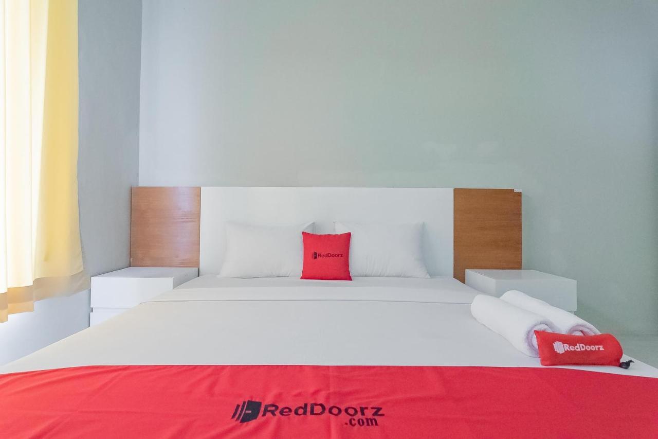 Reddoorz Resort Syariah Near D'Castello Ciater Субанг Екстериор снимка